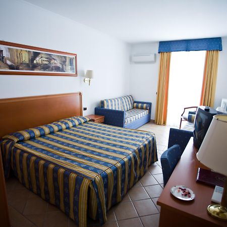 Palace Hotel San Michele Monte SantʼAngelo Esterno foto