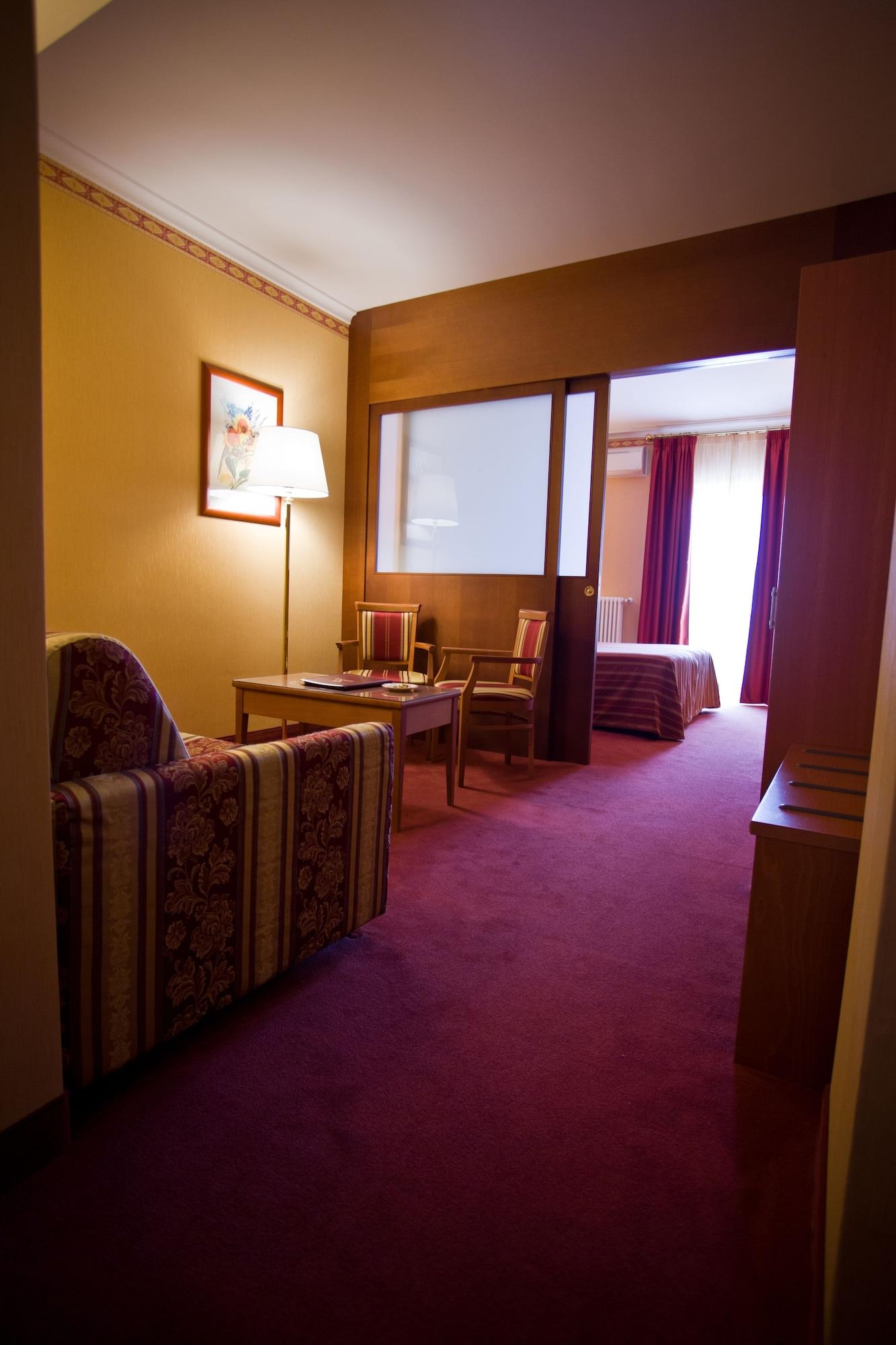 Palace Hotel San Michele Monte SantʼAngelo Esterno foto