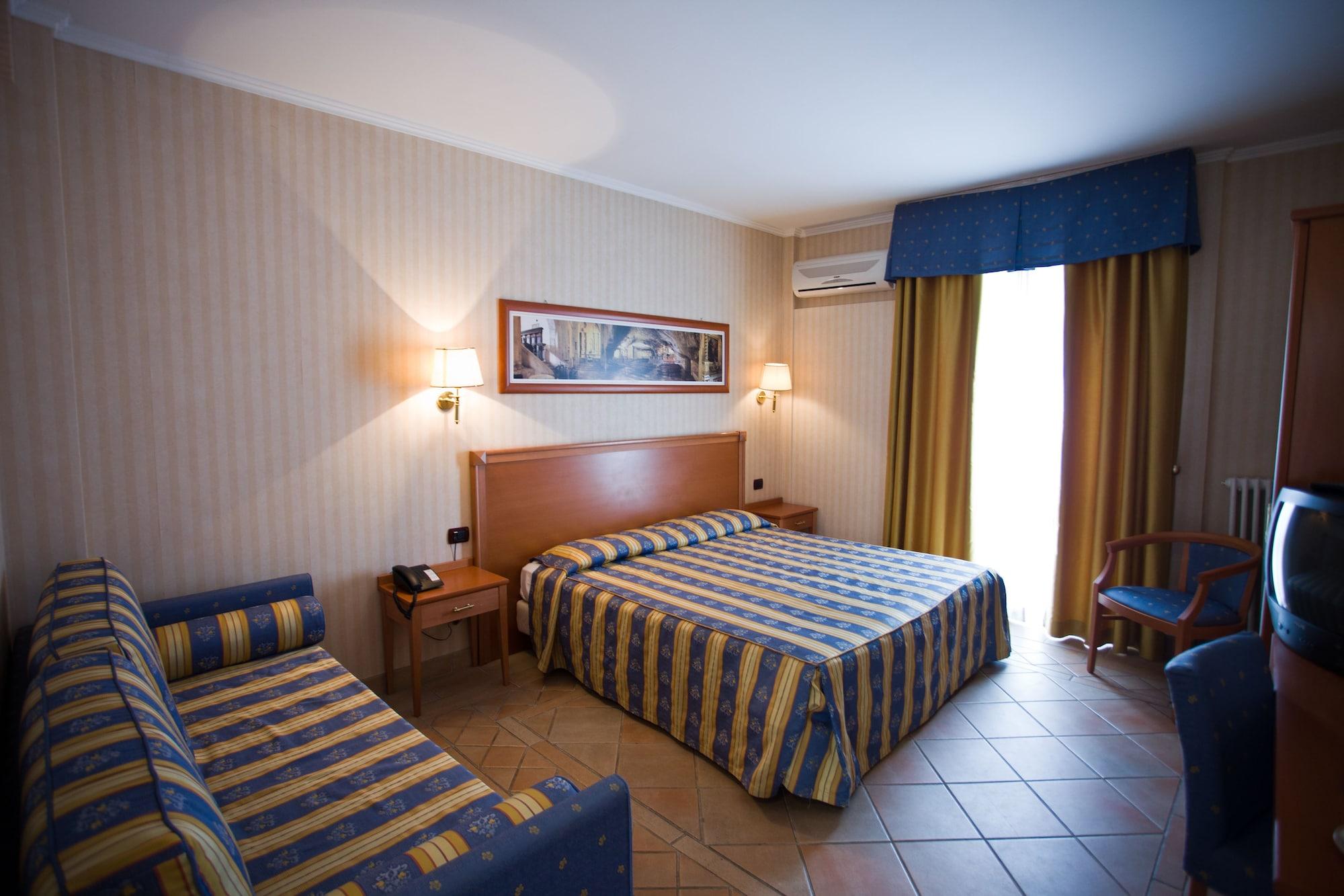 Palace Hotel San Michele Monte SantʼAngelo Esterno foto