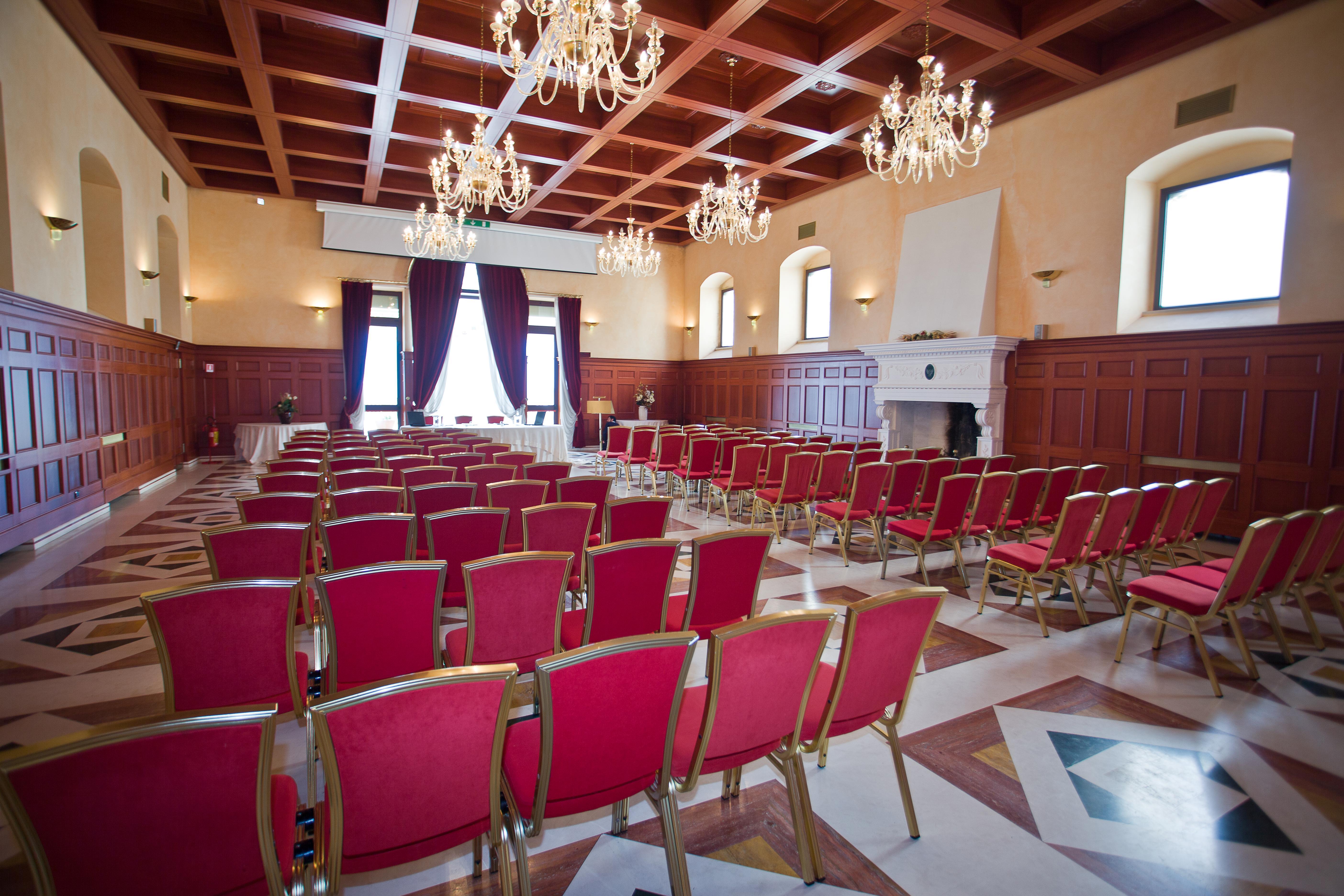 Palace Hotel San Michele Monte SantʼAngelo Esterno foto