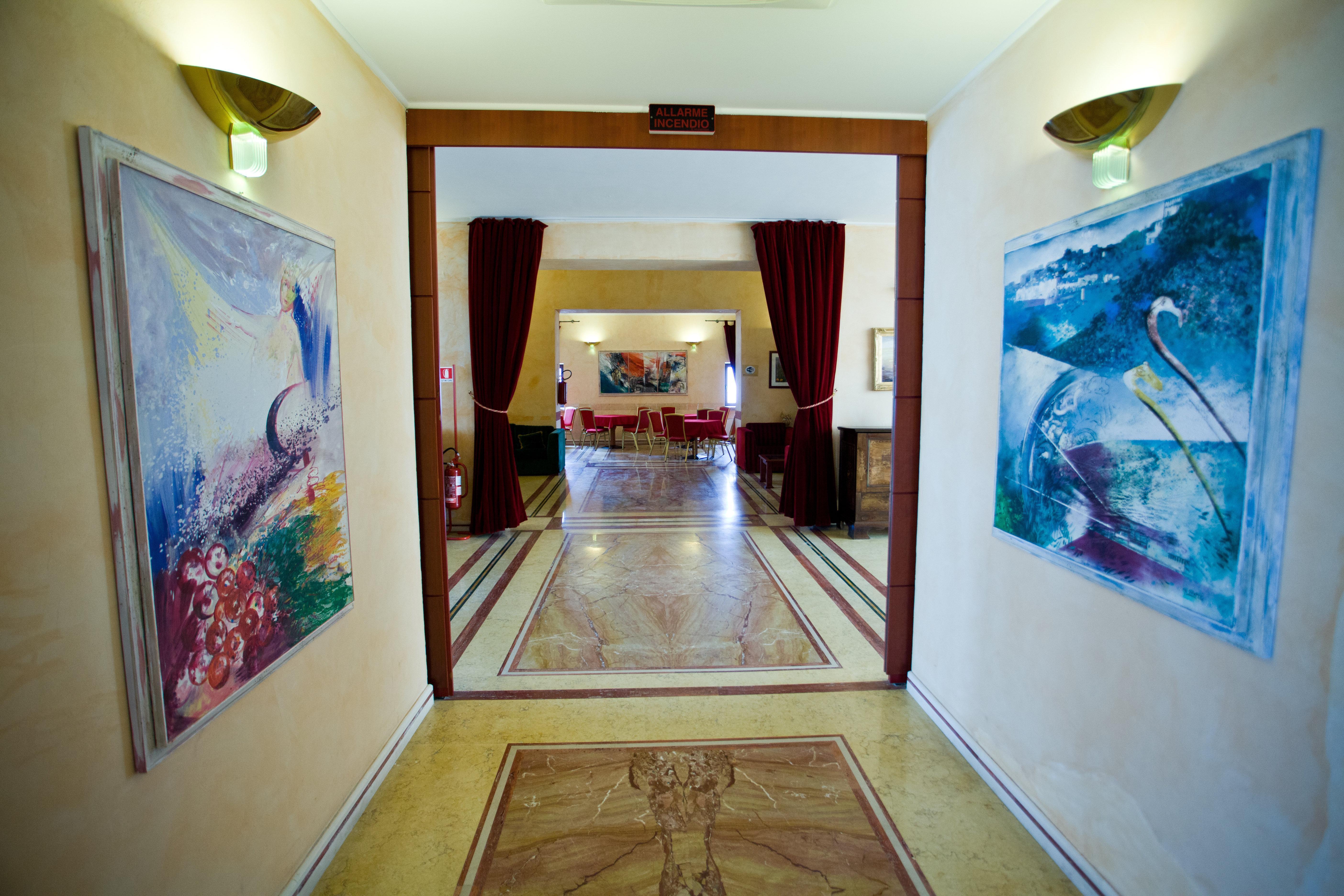 Palace Hotel San Michele Monte SantʼAngelo Esterno foto