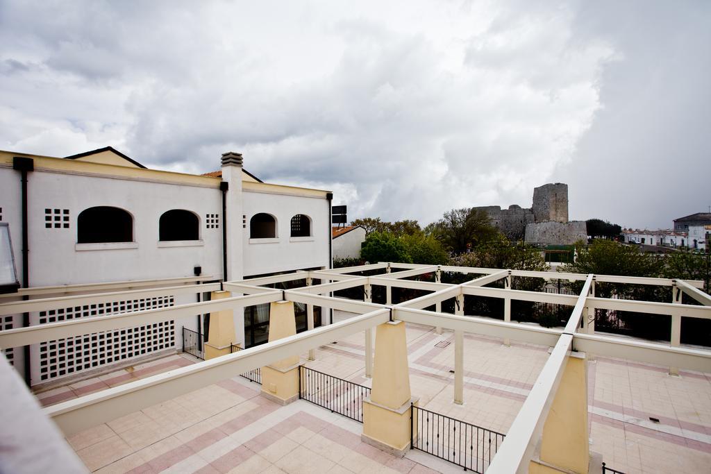Palace Hotel San Michele Monte SantʼAngelo Esterno foto